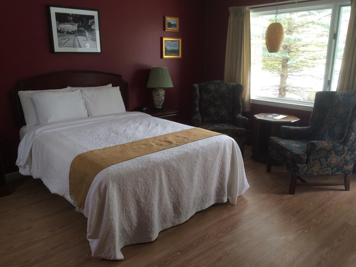 Harwood Hill Motel Bennington Extérieur photo