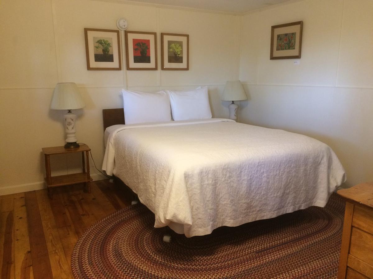 Harwood Hill Motel Bennington Extérieur photo